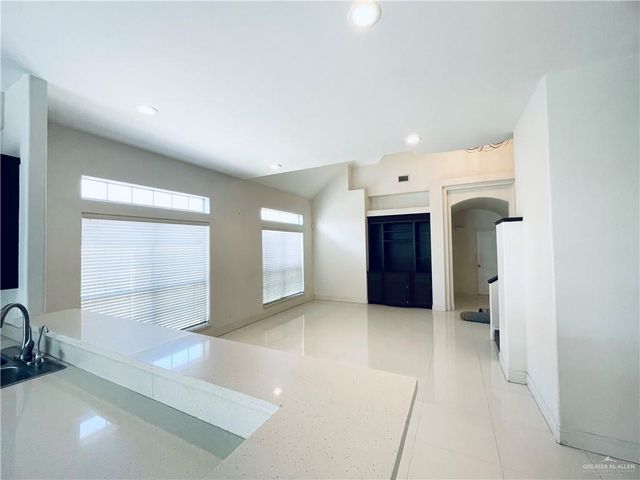 7109 5th Street, Mcallen, TX 78504