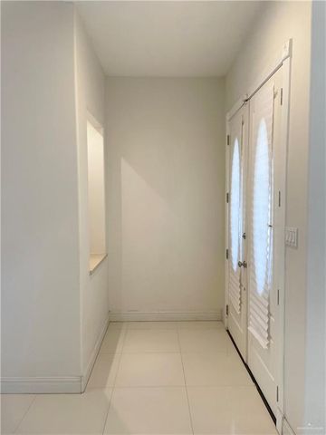 7109 5th Street, Mcallen, TX 78504