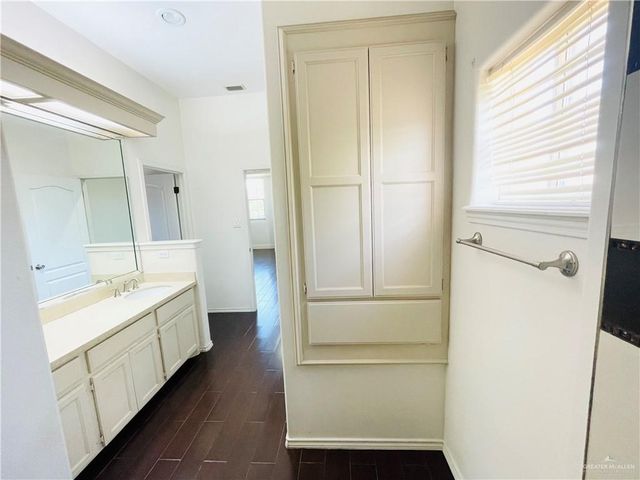 7109 5th Street, Mcallen, TX 78504