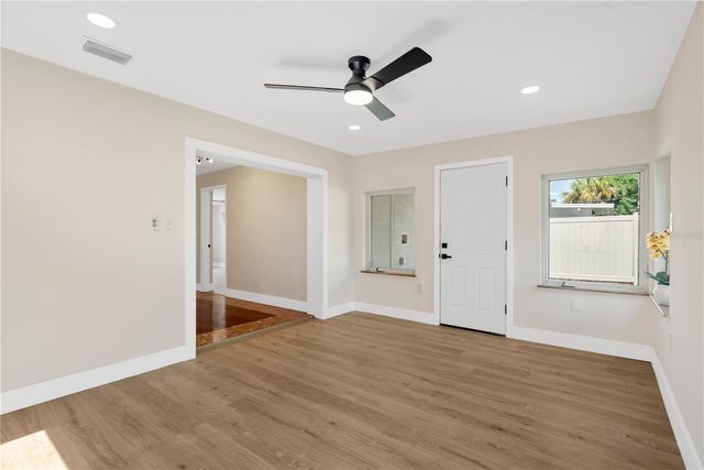 2541 47TH AVENUE N, St Petersburg, FL 33714