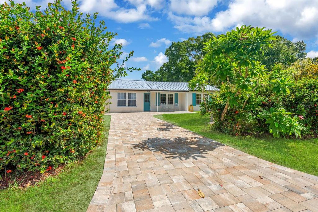 2541 47TH AVENUE N, St Petersburg, FL 33714