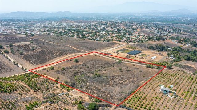 0 Vista Del Lago Dr., Riverside, CA 92503