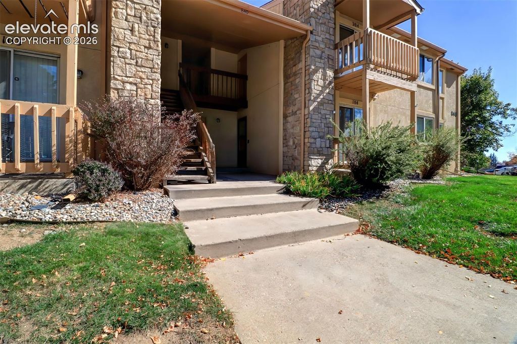 840 Tenderfoot Hill Road 204, Colorado Springs, CO 80906 — photo 3