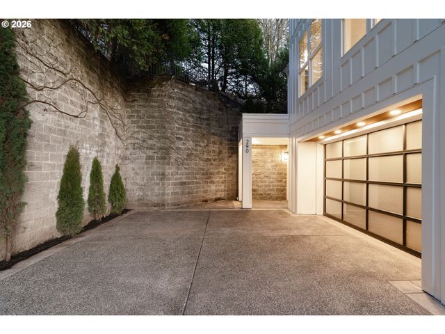 290 Sw MOONRIDGE Pl, Portland, OR 97225