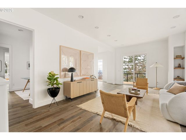 290 Sw MOONRIDGE Pl, Portland, OR 97225