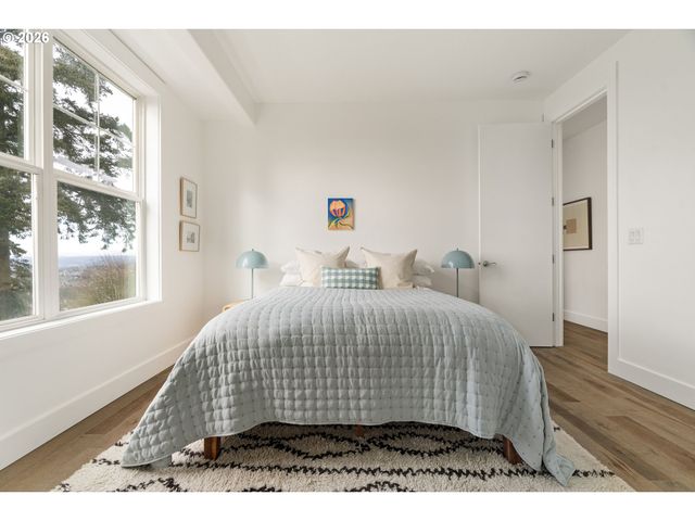 290 Sw MOONRIDGE Pl, Portland, OR 97225