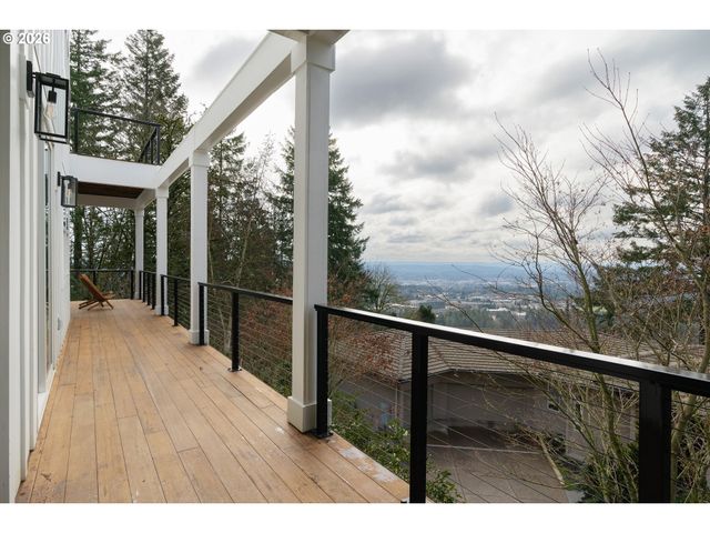 290 Sw MOONRIDGE Pl, Portland, OR 97225