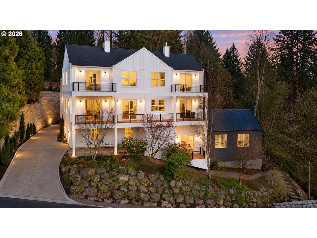 290 Sw MOONRIDGE Pl, Portland, OR 97225