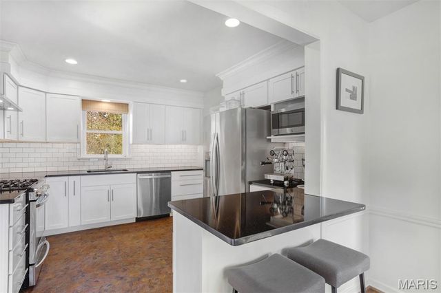 347 Dielman Road, St Louis, MO 63132