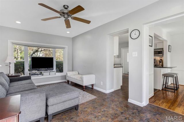 347 Dielman Road, St Louis, MO 63132