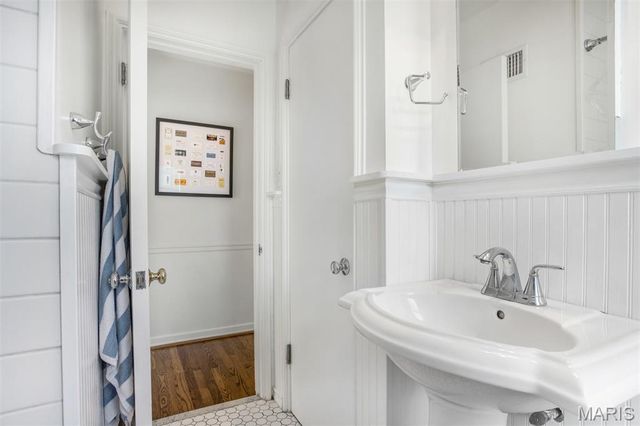 347 Dielman Road, St Louis, MO 63132