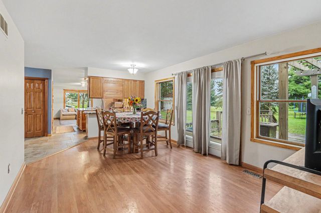15060 S 27th Street, Vicksburg, MI 49097