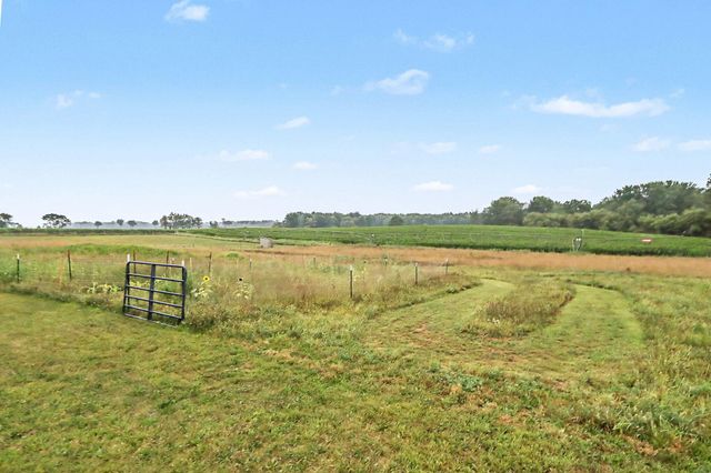 15060 S 27th Street, Vicksburg, MI 49097