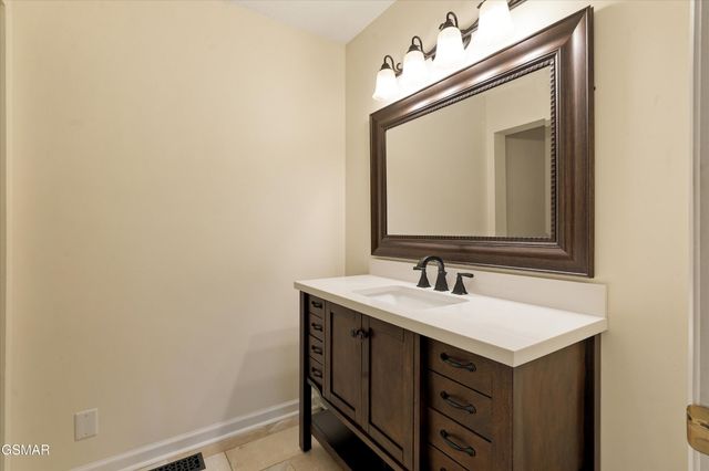 211 Webb Creek Skyline Drive, Gatlinburg, TN 37738