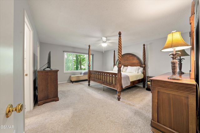 211 Webb Creek Skyline Drive, Gatlinburg, TN 37738
