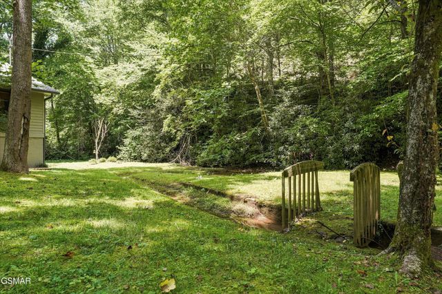 211 Webb Creek Skyline Drive, Gatlinburg, TN 37738
