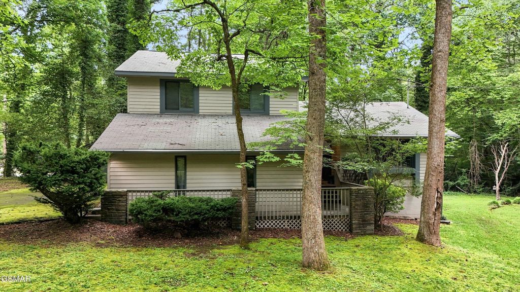 211 Webb Creek Skyline Drive, Gatlinburg, TN 37738