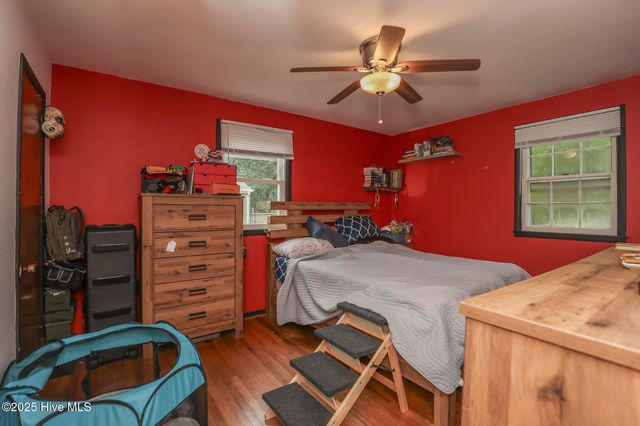 419 Seminole Trail, Jacksonville, NC 28540