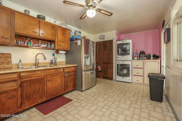 419 Seminole Trail, Jacksonville, NC 28540