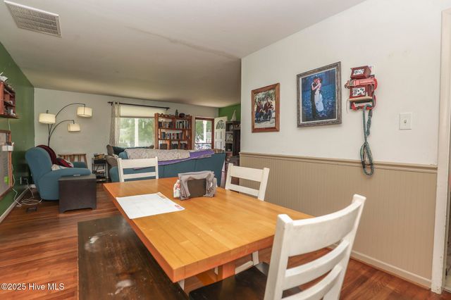 419 Seminole Trail, Jacksonville, NC 28540