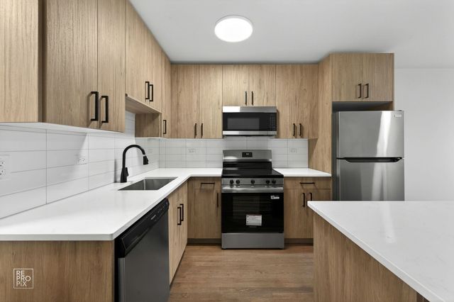 7357 N Winchester Avenue GR, Chicago, IL 60626