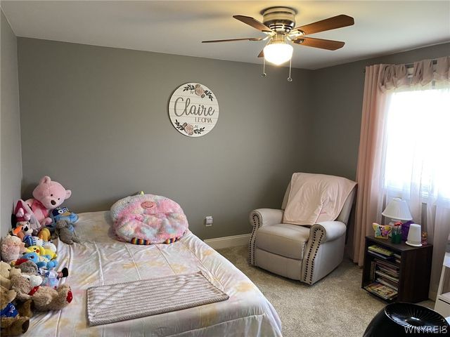 33 East Toulon Drive, Cheektowaga, NY 14227