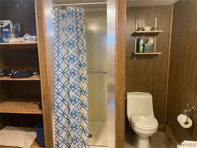 33 East Toulon Drive, Cheektowaga, NY 14227