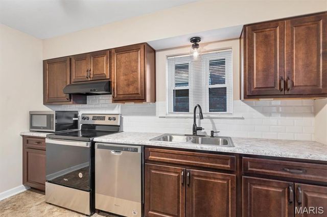 8622 Partridge Avenue, St Louis, MO 63147