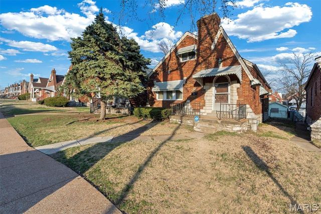 8622 Partridge Avenue, St Louis, MO 63147