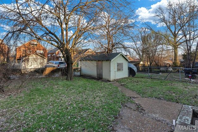 8622 Partridge Avenue, St Louis, MO 63147