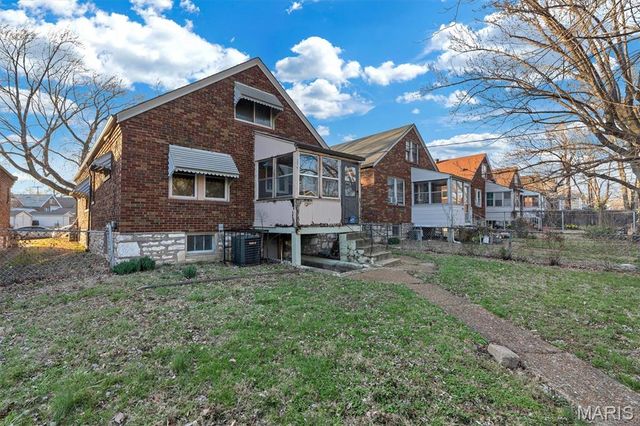 8622 Partridge Avenue, St Louis, MO 63147