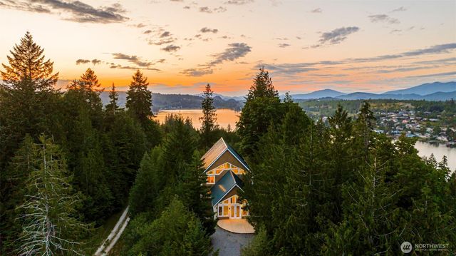 24015 Foxglove Lane, Mount Vernon, WA 98274