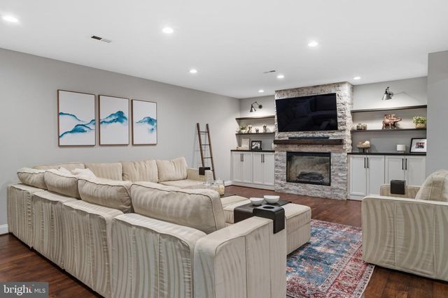22201 WITHERS GROVE CT, Broadlands, VA 20148