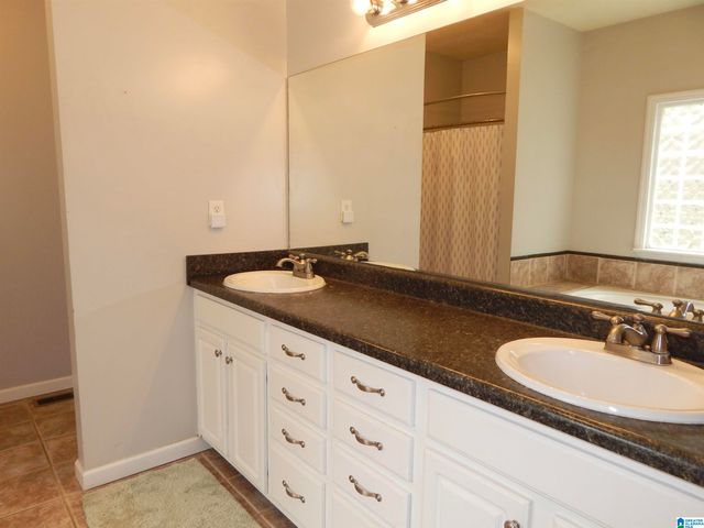 8424 US HIGHWAY 31, Hayden, AL 35079