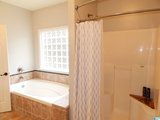 8424 US HIGHWAY 31, Hayden, AL 35079