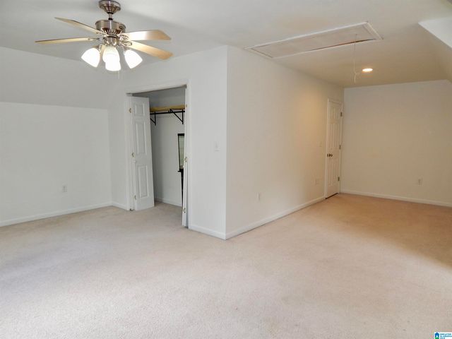 8424 US HIGHWAY 31, Hayden, AL 35079