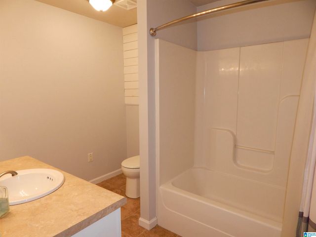 8424 US HIGHWAY 31, Hayden, AL 35079