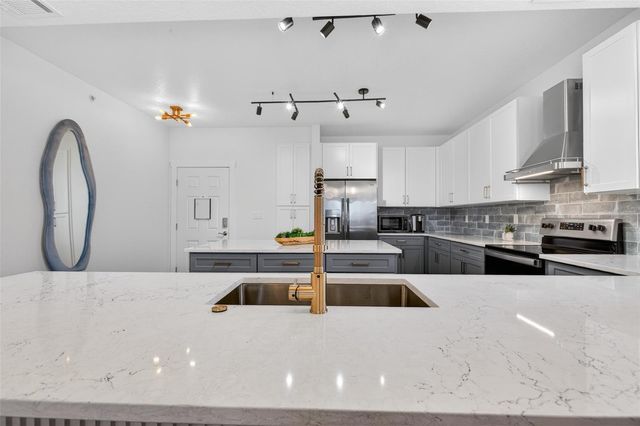 80 SURFVIEW DRIVE 401, Palm Coast, FL 32137