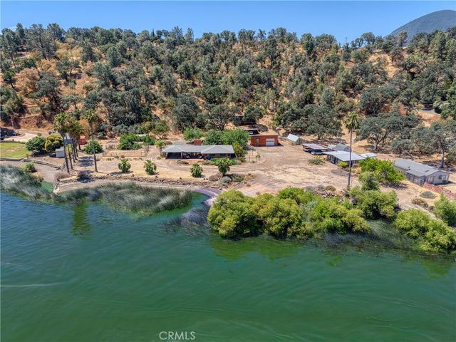 10460 North, Clearlake, CA 95422