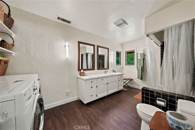 10460 North, Clearlake, CA 95422