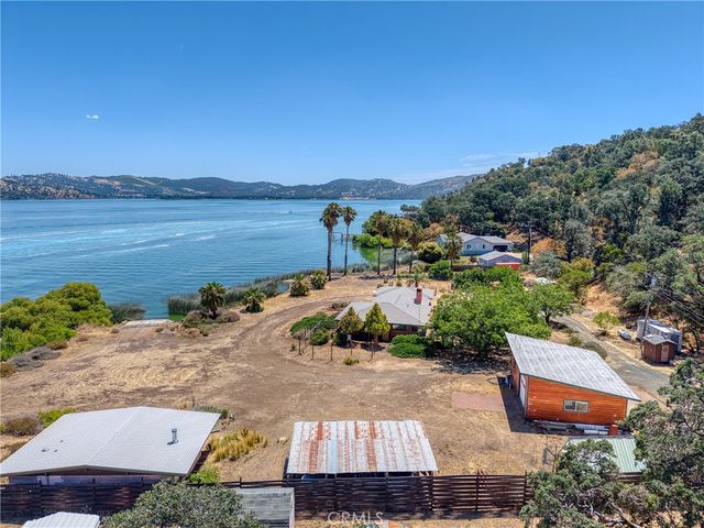 10460 North, Clearlake, CA 95422