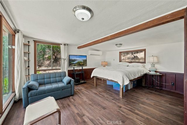 10460 North, Clearlake, CA 95422