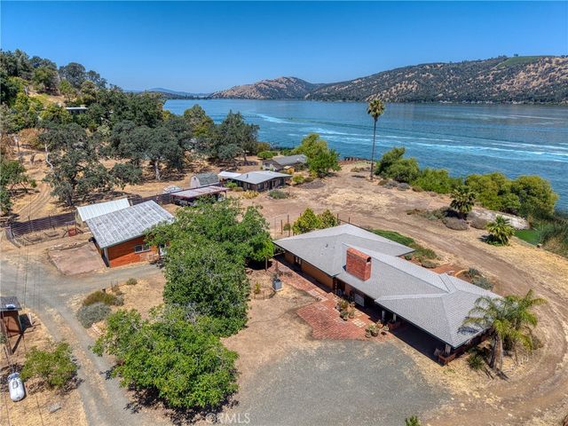 10460 North, Clearlake, CA 95422