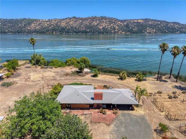 10460 North, Clearlake, CA 95422