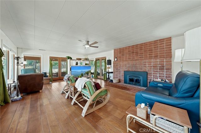 10460 North, Clearlake, CA 95422