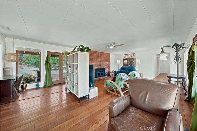 10460 North, Clearlake, CA 95422
