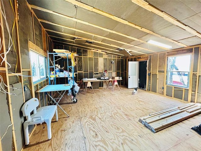 31038 Hamilton Road 2, Wanette, OK 74878