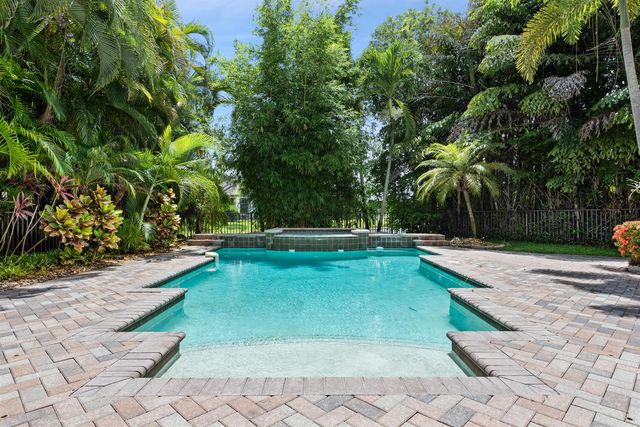 3501 COLLONADE Drive, Wellington, FL 33449
