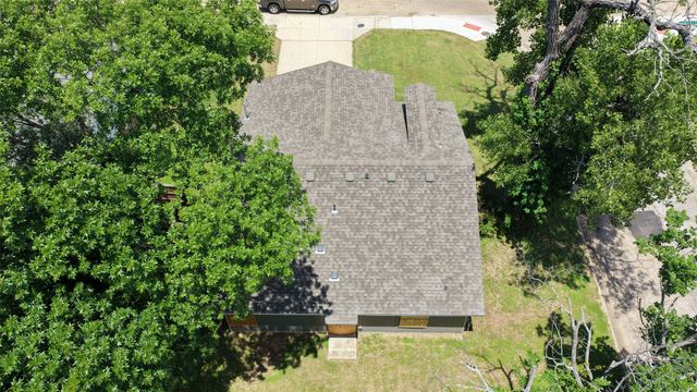 4322 Robert L Parish Sr Avenue, Dallas, TX 75210