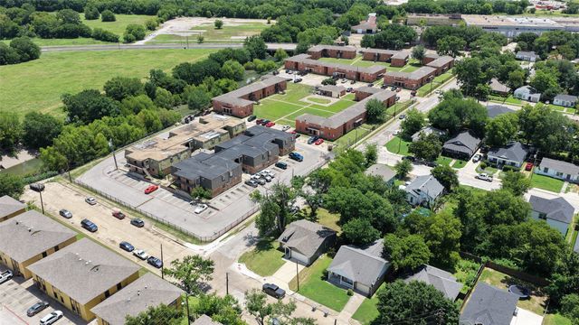 4322 Robert L Parish Sr Avenue, Dallas, TX 75210